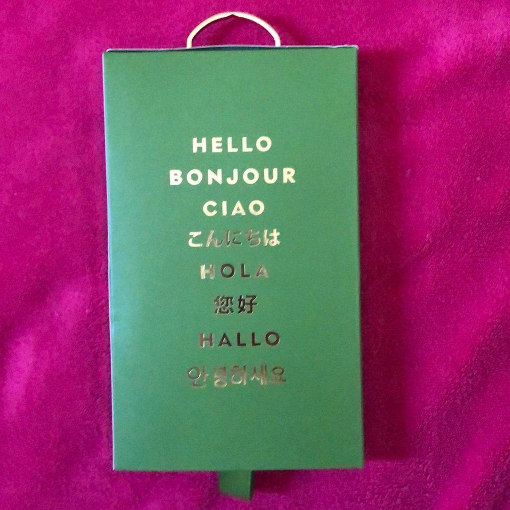 Kate Spade iPhone 8 Plus.  New in box - Picture 6 of 7